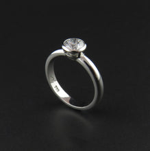 Load image into Gallery viewer, Rub-over Solitaire Diamond Ring
