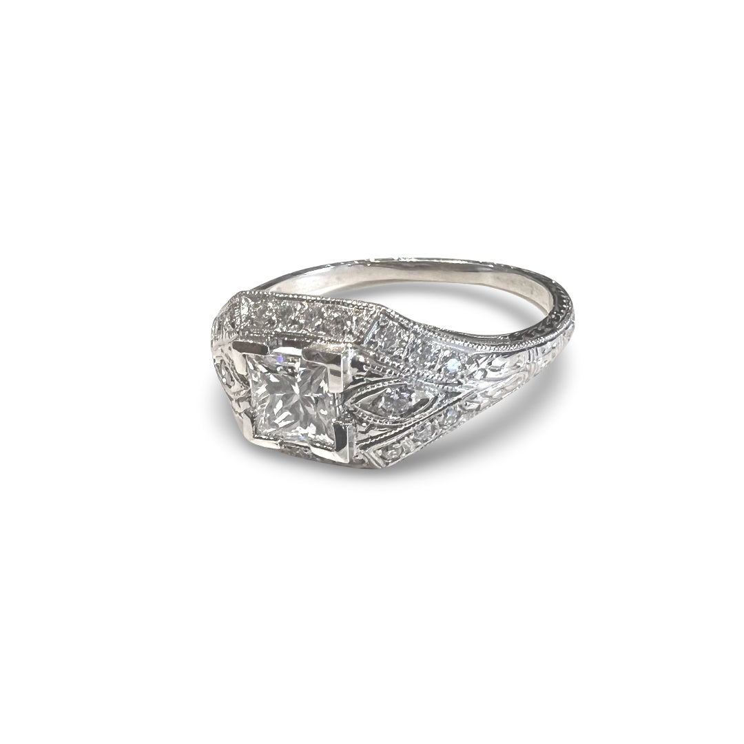 "Art Deco Style" 18ct White Gold Diamond Ring