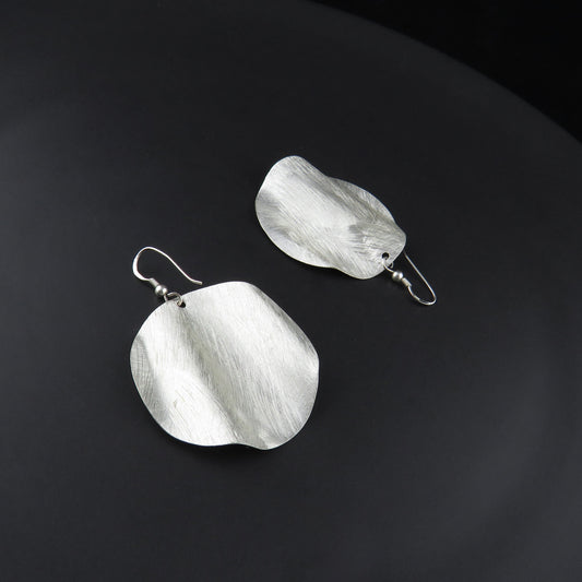 Wavy Disk Earrings