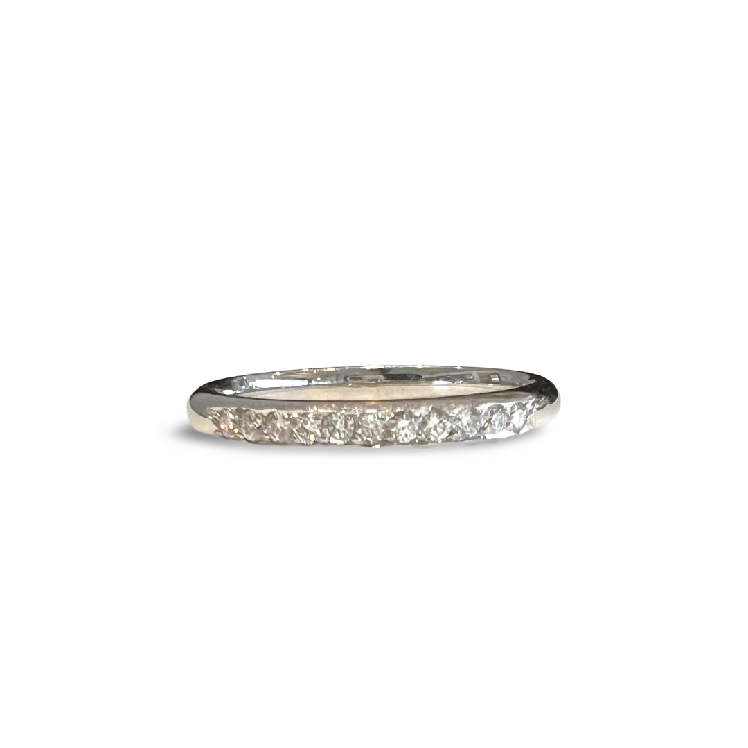 Grain-Set Diamond Wedding Ring