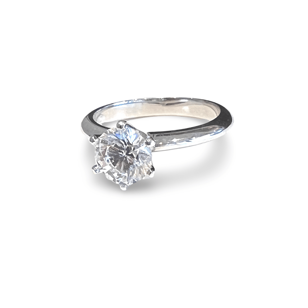 Solitaire Six Claw Diamond Ring