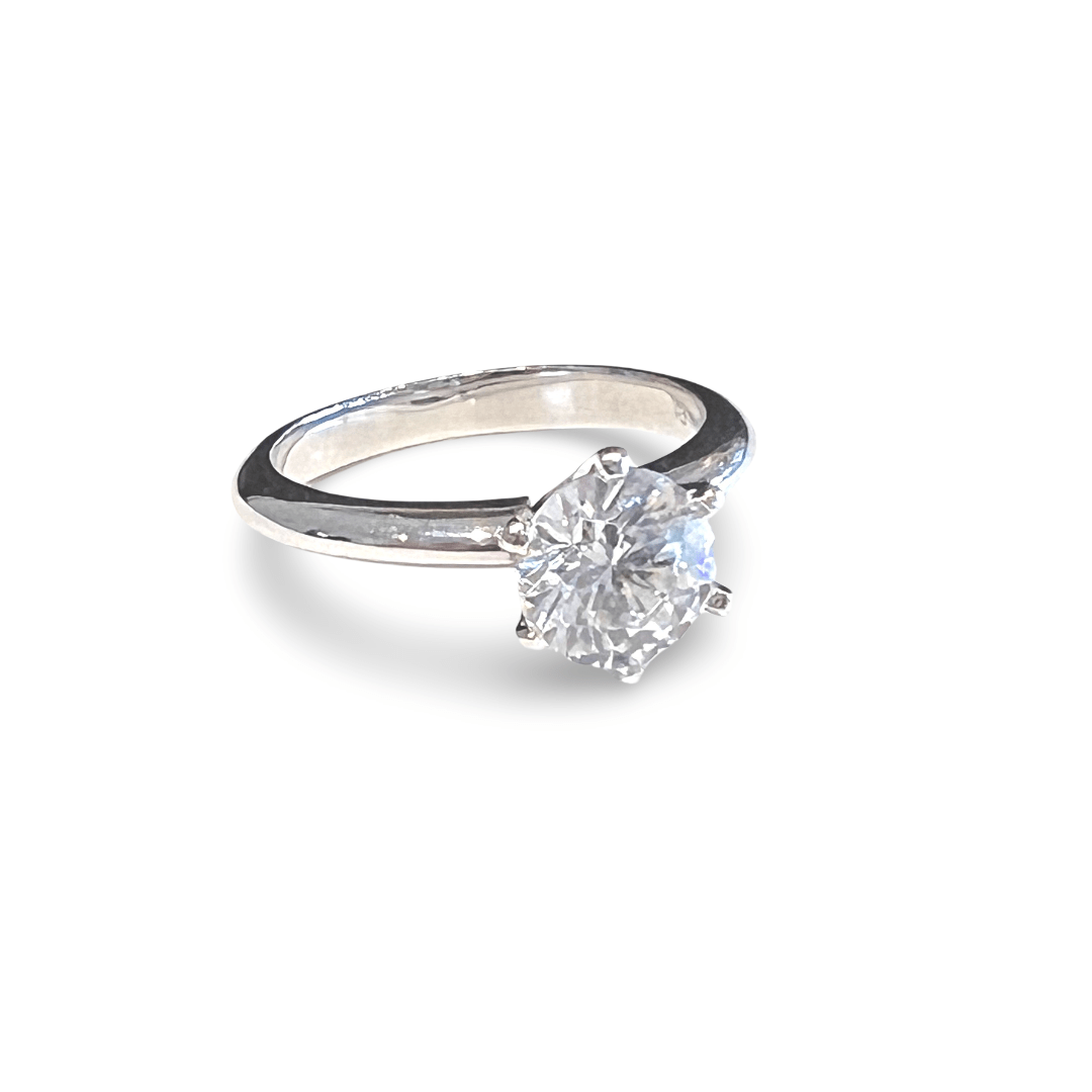 Solitaire Six Claw Diamond Ring