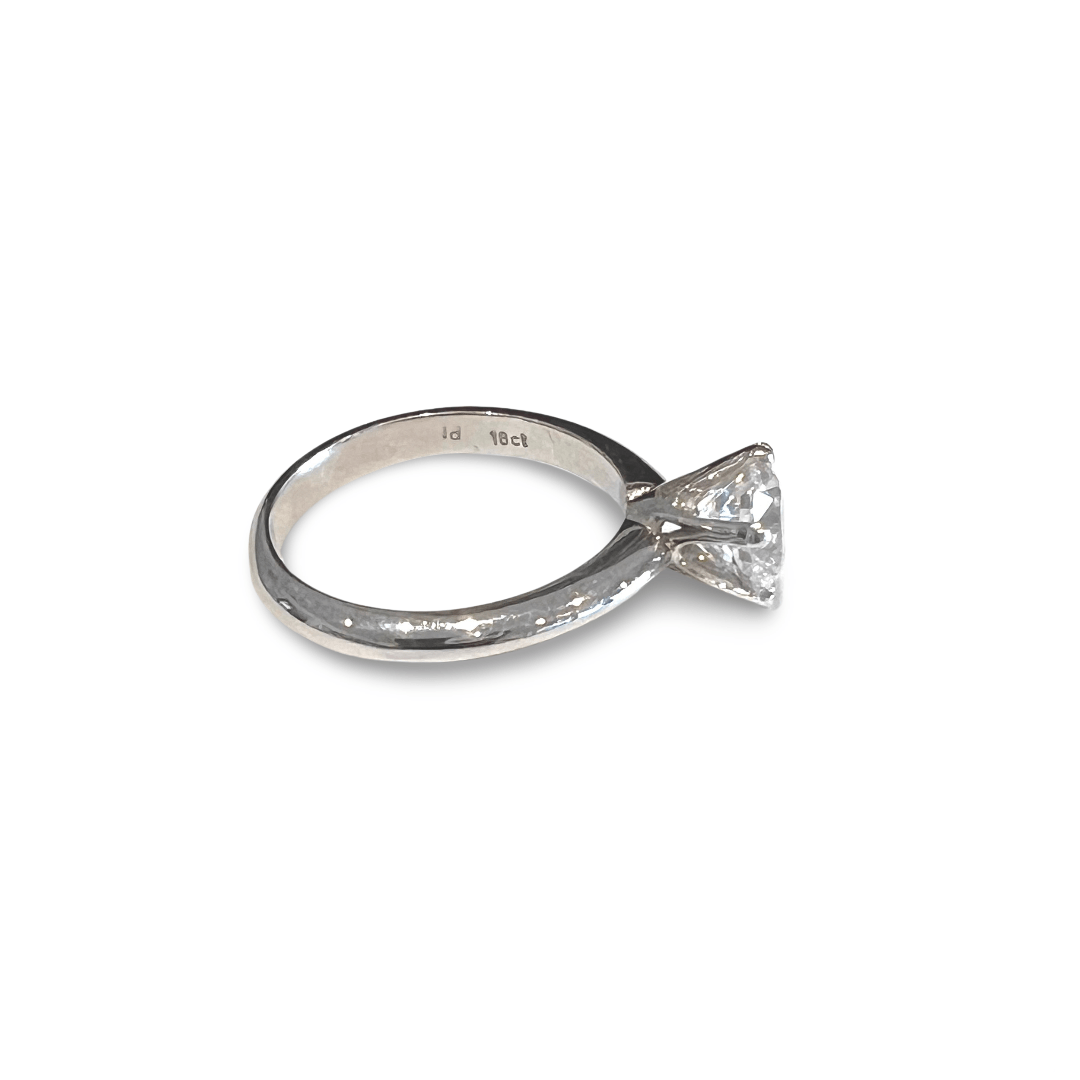 Solitaire Six Claw Diamond Ring