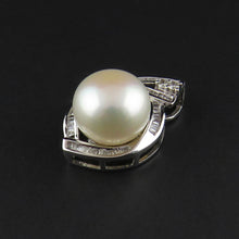 Load image into Gallery viewer, Pearl and Diamond Pendant
