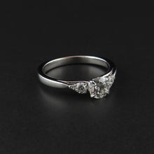 Load image into Gallery viewer, Five Stone Diamond Ring
