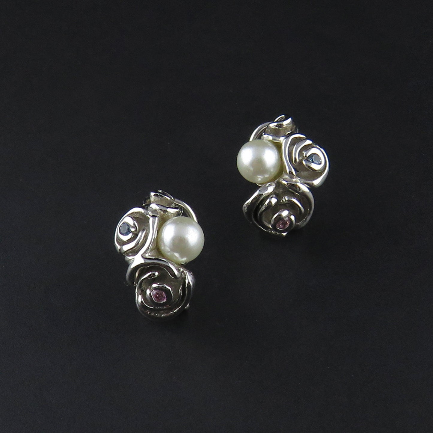 Rose Pearl Earrings