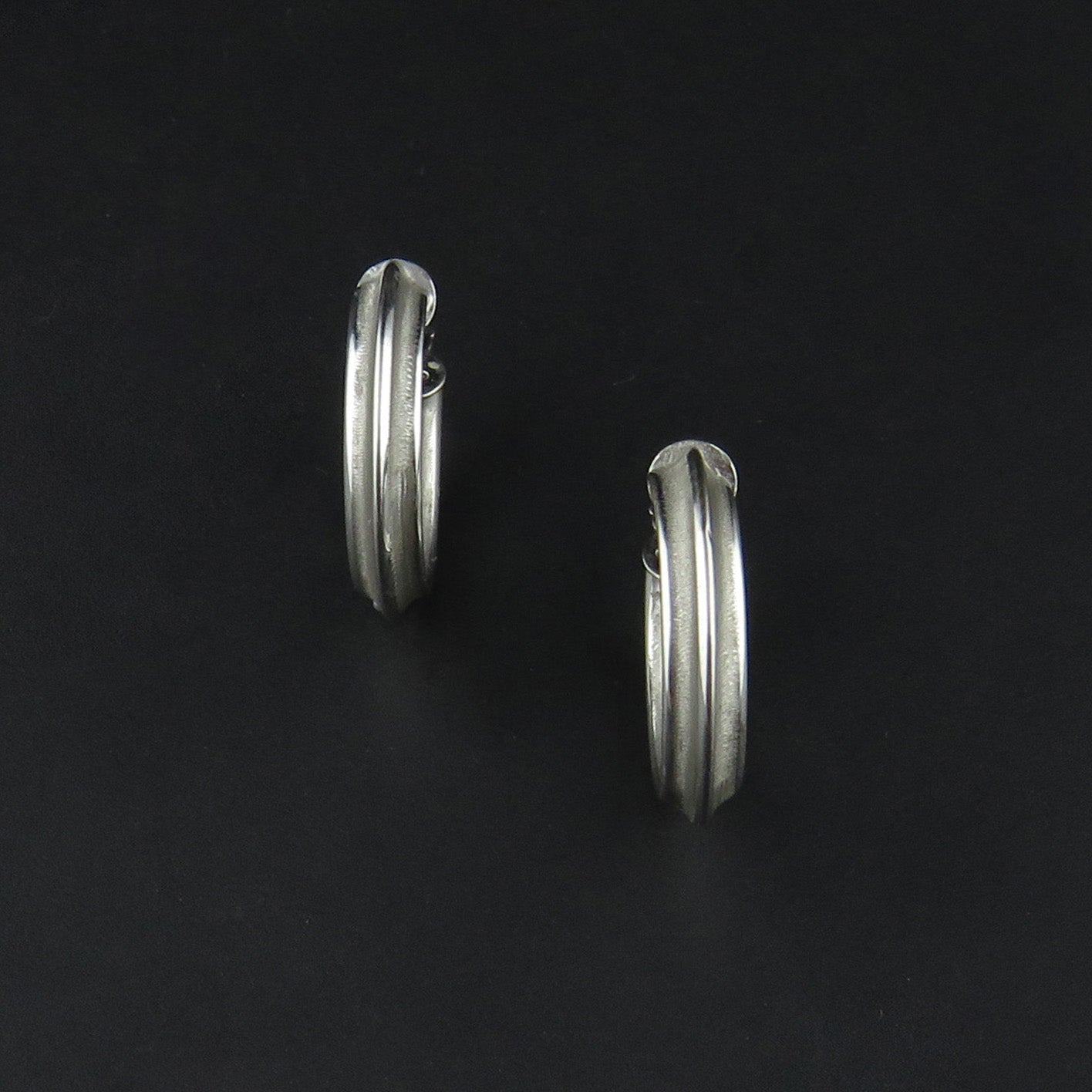 White Gold Patterned Hoop Earrings