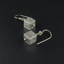 Load image into Gallery viewer, Drop Cube Earrings
