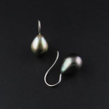 Load image into Gallery viewer, Tahitian Pearl Drop Earrings

