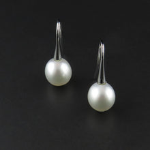 Load image into Gallery viewer, South Sea Pearl Drop Earrings
