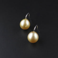Load image into Gallery viewer, Gold South Sea Pearl Drop Earrings

