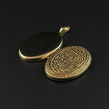Load image into Gallery viewer, Gold Patterned Locket
