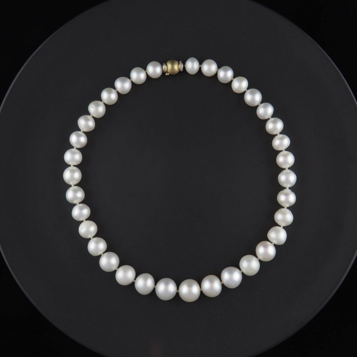 South Sea Pearl Strand