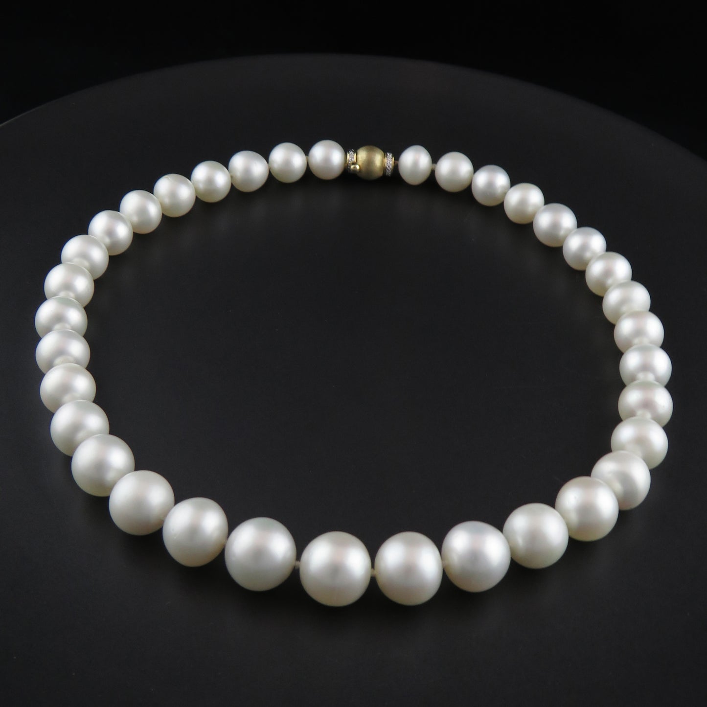 South Sea Pearl Strand