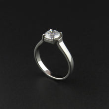 Load image into Gallery viewer, White Gold Diamond Ring
