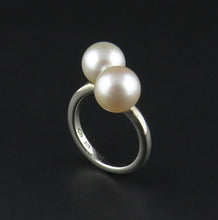 Load image into Gallery viewer, Open Top, Twist Pearl Ring

