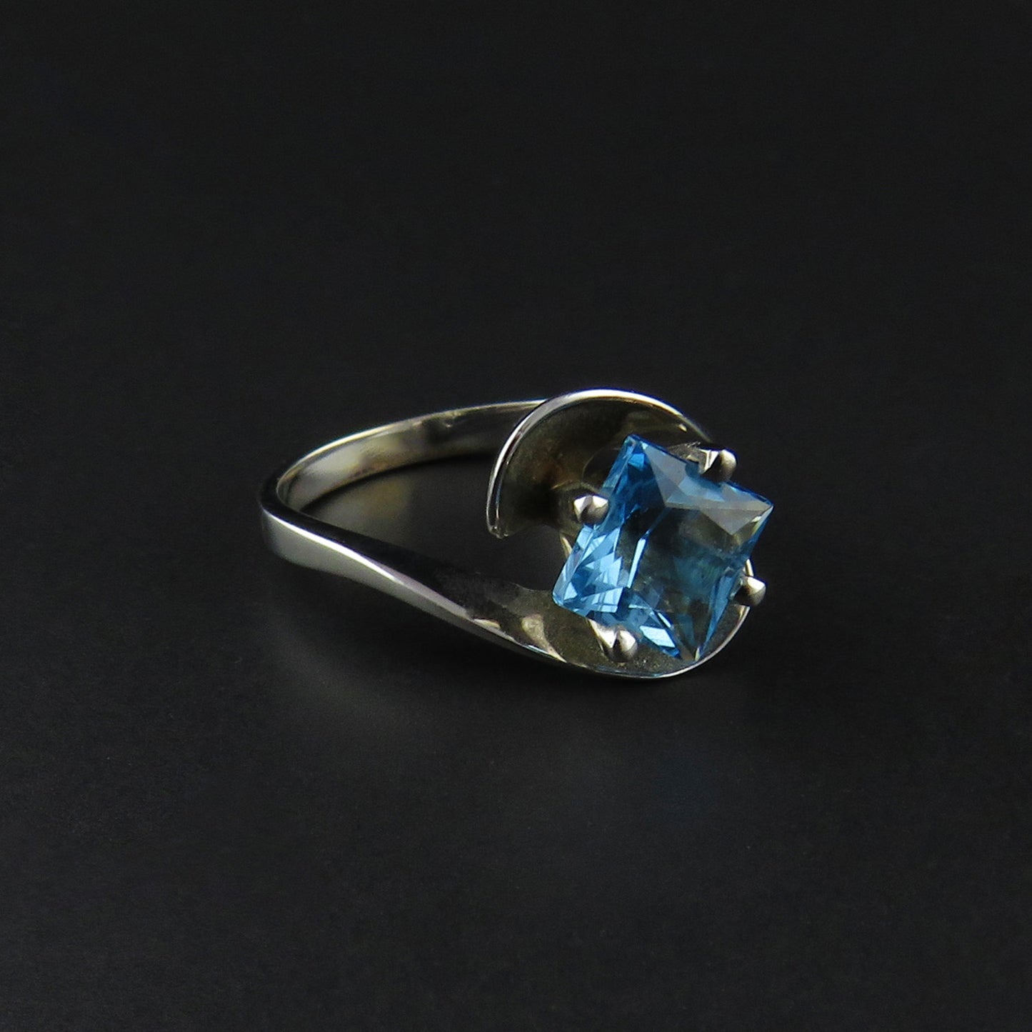 Topaz Twist Ring