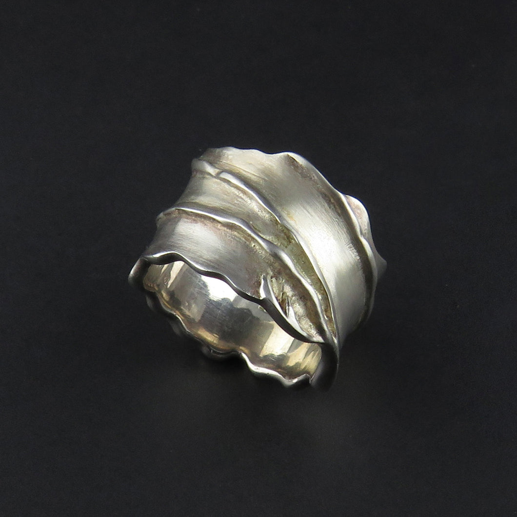 Wide Leaf Style Ring