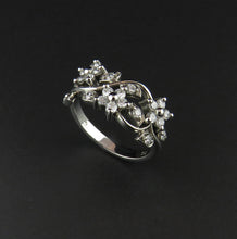 Load image into Gallery viewer, Floral Diamond Ring
